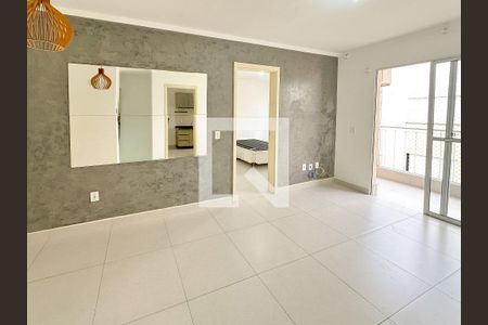 Sala de apartamento para alugar com 3 quartos, 65m² em Serraria, São José