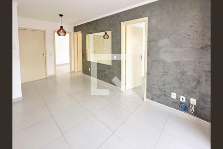 Sala de apartamento para alugar com 3 quartos, 65m² em Serraria, São José