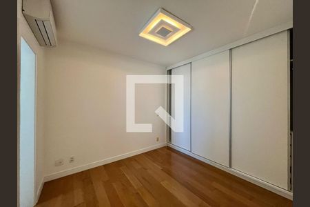 Suíte de apartamento à venda com 1 quarto, 57m² em Cambuí, Campinas