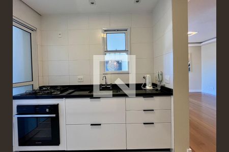 Cozinha de apartamento à venda com 1 quarto, 57m² em Cambuí, Campinas