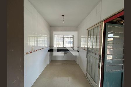 Casa de Condomínio para alugar com 6 quartos, 250m² em Quintas do Jacubá, Contagem