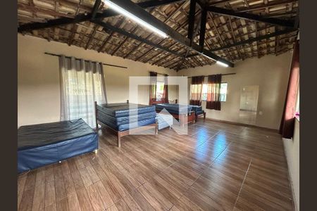 Casa de Condomínio para alugar com 6 quartos, 250m² em Quintas do Jacubá, Contagem