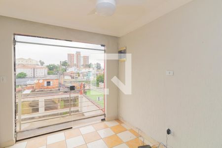 Sala de casa para alugar com 2 quartos, 70m² em Itaquera, São Paulo