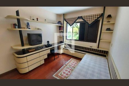 Casa à venda com 4 quartos, 343m² em Jardim das Vertentes, São Paulo