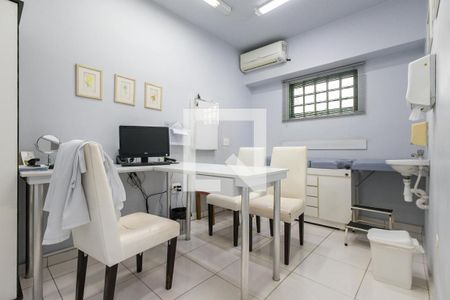 Casa à venda com 6 quartos, 300m² em Tatuapé, São Paulo