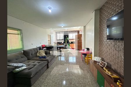Casa de Condomínio à venda com 5 quartos, 1000m² em Quintas do Jacubá, Contagem