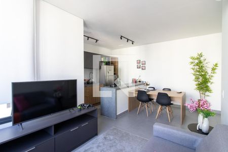 Sala/Cozinha de apartamento à venda com 1 quarto, 43m² em Centro, Campinas