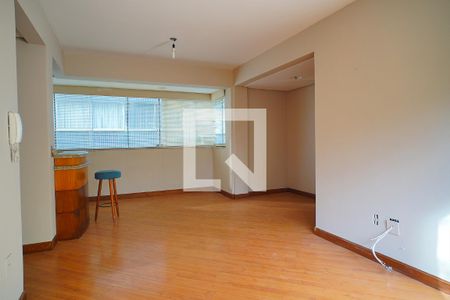 Sala  de apartamento para alugar com 3 quartos, 98m² em Rio Branco, Porto Alegre