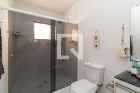 Banheiro da Suíte de casa para alugar com 2 quartos, 63m² em Vila Marilena, São Paulo