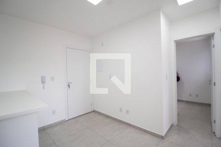 Sala de apartamento para alugar com 2 quartos, 40m² em Jaraguá, São Paulo