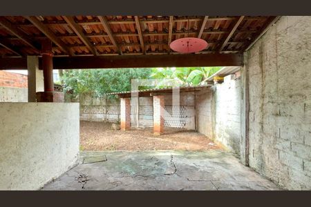 Quintal de casa para alugar com 4 quartos, 218m² em Jardim Marilu, São Paulo