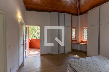 Suíte 1 de casa de condomínio para alugar com 4 quartos, 300m² em Vila D’el Rey, Nova Lima