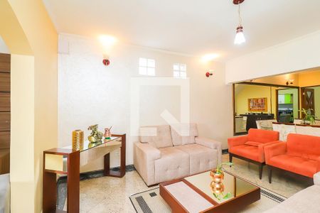 Sala de Estar de casa à venda com 4 quartos, 120m² em Parque Guarani, São Paulo
