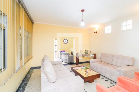 Sala de Estar de casa à venda com 4 quartos, 120m² em Parque Guarani, São Paulo