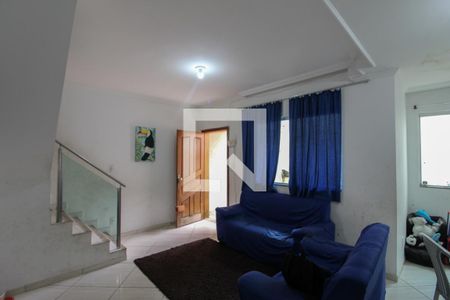 Sala de casa para alugar com 3 quartos, 144m² em Minas Caixa, Belo Horizonte