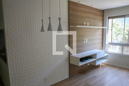 Sala de apartamento para alugar com 2 quartos, 58m² em Cidade São Francisco, São Paulo