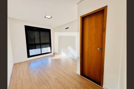 Casa à venda com 6 quartos, 200m² em Vila Lais, São Paulo