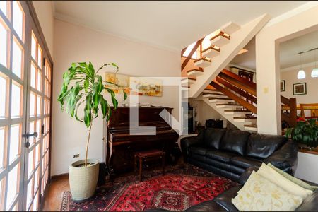 Sala de casa à venda com 4 quartos, 388m² em City América, São Paulo