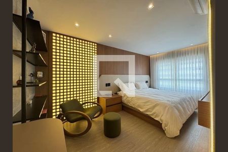 Apartamento à venda com 3 quartos, 230m² em Pinheiros, São Paulo