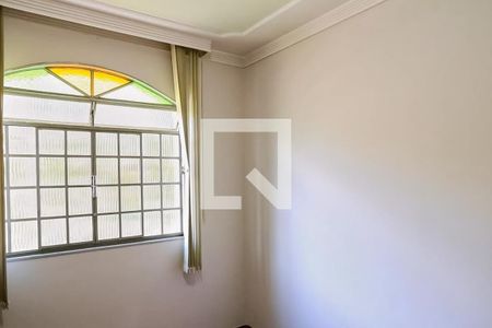 Apartamento para alugar com 3 quartos, 240m² em Cachoeirinha, Belo Horizonte