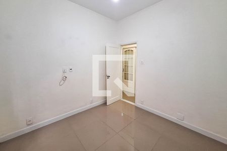 Quarto 1 de apartamento para alugar com 3 quartos, 110m² em Icaraí, Niterói