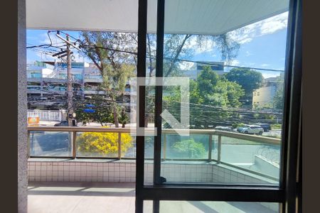 Suíte varanda de apartamento para alugar com 2 quartos, 70m² em Barra da Tijuca, Rio de Janeiro