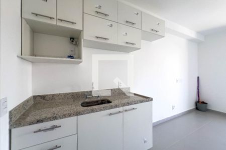 Cozinha de kitnet/studio à venda com 1 quarto, 23m² em Jardim Aurelia, São Paulo
