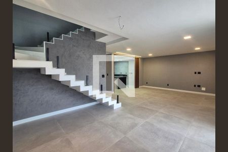 Casa de Condomínio à venda com 4 quartos, 265m² em Recreio dos Bandeirantes, Rio de Janeiro