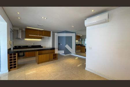Sala de apartamento à venda com 2 quartos, 85m² em Santo Amaro, São Paulo