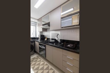 Cozinha e Área de Serviço de apartamento para alugar com 2 quartos, 42m² em Jardim Matarazzo, São Paulo