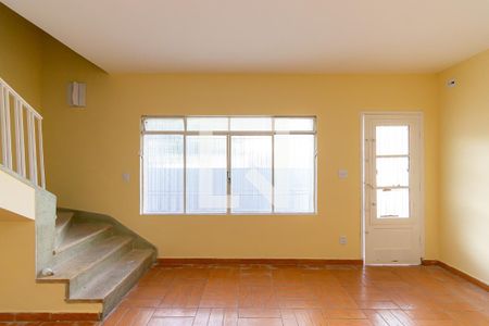 Sala de casa para alugar com 2 quartos, 200m² em Vila São José, São Paulo