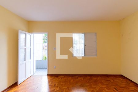 Quarto 1 de casa para alugar com 2 quartos, 200m² em Vila São José, São Paulo