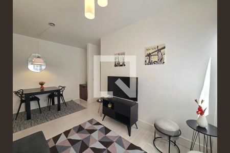 Sala de apartamento para alugar com 1 quarto, 43m² em Vila Nova Conceição, São Paulo