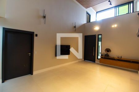 Casa à venda com 2 quartos, 300m² em Camboinhas, Niterói