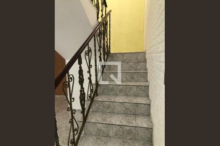 Escada de casa para alugar com 4 quartos, 175m² em Vila Formosa, São Paulo