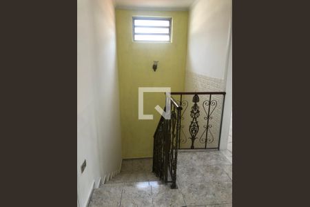 Escada de casa para alugar com 4 quartos, 175m² em Vila Formosa, São Paulo