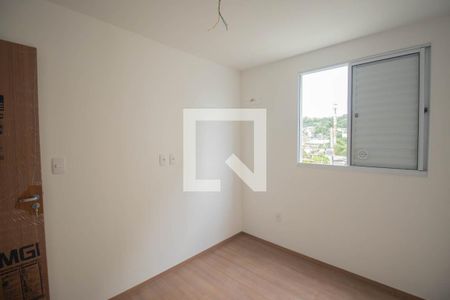 Quarto 2 de apartamento para alugar com 2 quartos, 47m² em Rio do Ouro, São Gonçalo