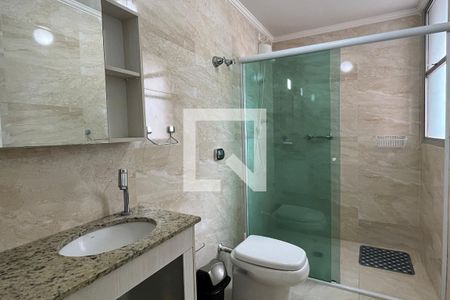 Banheiro de apartamento para alugar com 1 quarto, 92m² em Boqueirão, Santos