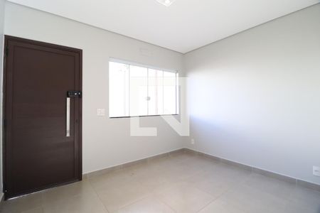 Sala de casa de condomínio para alugar com 3 quartos, 133m² em Jardim Inconfidência, Uberlândia