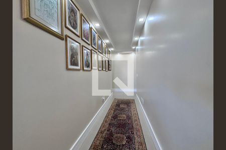 Corredor de apartamento para alugar com 3 quartos, 240m² em Recreio dos Bandeirantes, Rio de Janeiro