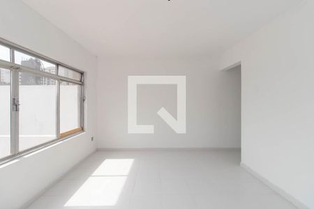 Sala de casa à venda com 5 quartos, 300m² em Vila Gustavo, São Paulo