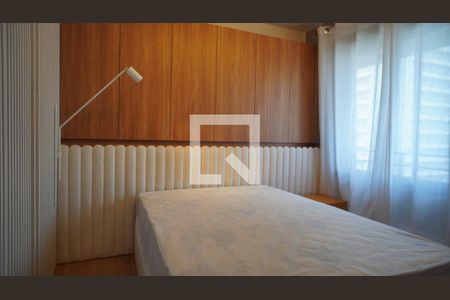 Quarto  de kitnet/studio para alugar com 1 quarto, 43m² em Auxiliadora, Porto Alegre