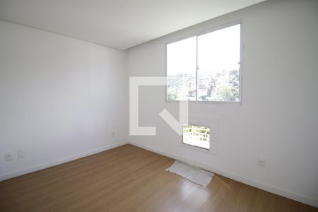 Apartamento à venda com 2 quartos, 44m² em Pechincha, Rio de Janeiro