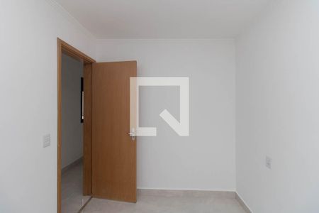 Quarto 1 de apartamento à venda com 2 quartos, 45m² em Vila Rosa, São Paulo