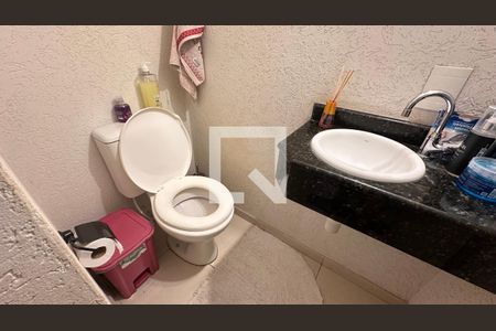 Casa à venda com 3 quartos, 84m² em Jardim Sabara, São Paulo