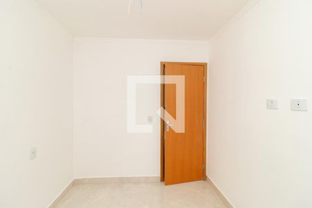 Quarto de apartamento à venda com 2 quartos, 45m² em Vila Rosa, São Paulo
