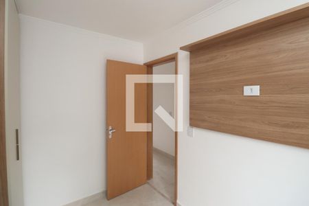 Quarto 2 de apartamento à venda com 2 quartos, 45m² em Vila Rosa, São Paulo