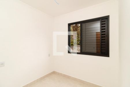 Quarto de apartamento à venda com 2 quartos, 45m² em Vila Rosa, São Paulo