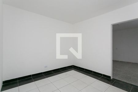 Quarto 2 de casa para alugar com 2 quartos, 120m² em Vila Santa Ines, São Paulo