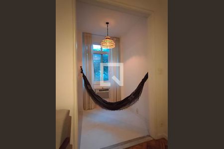 Sala de apartamento para alugar com 3 quartos, 110m² em Leme, Rio de Janeiro